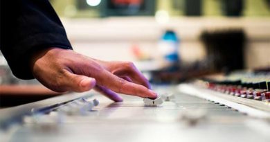 より伝わるサウンド発注リストの書き方(ゲームの楽曲編) より伝わるサウンド発注リストの書き方(ゲームの楽曲編)
